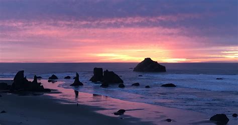 Blue Hour Sunset. Bandon, Oregon. [OC] [4000x2112] : r/EarthPorn