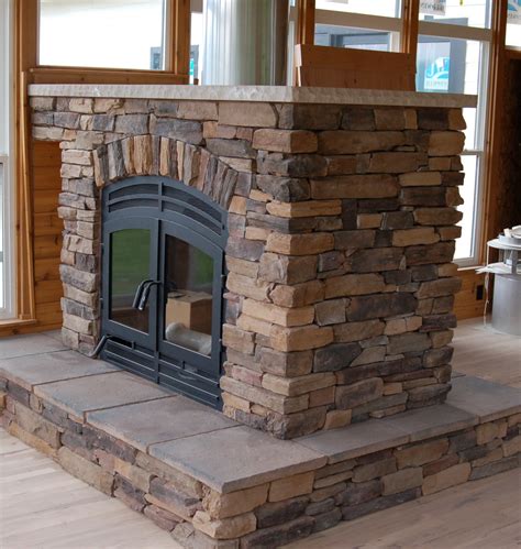 20+ Two Sided Stone Fireplace