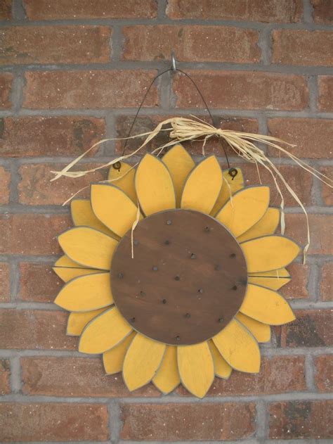 autumn wood craft: sunflower | Wood flowers, Crafts, Wood crafts