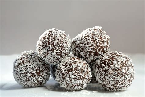 Boozy Puerto Rican Rum Balls - PrepDish.com