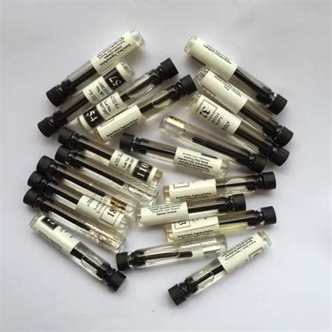 Fm Perfume Samples X 20pcs price from konga in Nigeria - Yaoota!