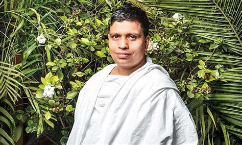 'I still wear desi chappals': Patanjali founder Acharya Balkrishna ...