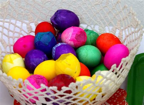 How to Make Cascarones (Confetti Eggs) | Pretty Prudent