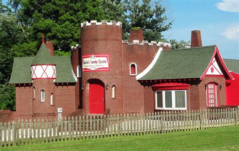 It’s Christmas All Year Long in the Town of Santa Claus, Indiana ...