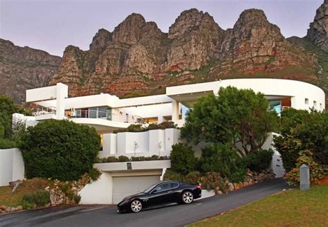 Hollywood Mansion in Camps Bay, Cape Town