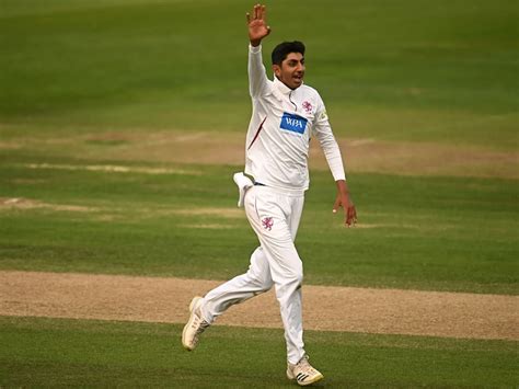 Shoaib Bashir Profile - Cricket Player, England | News, Photos, Stats, Ranking, Records - NDTV ...