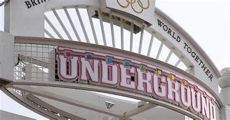 Photos: Underground Atlanta through the years in 2021 | Lenox mall atlanta, Lenox square mall ...