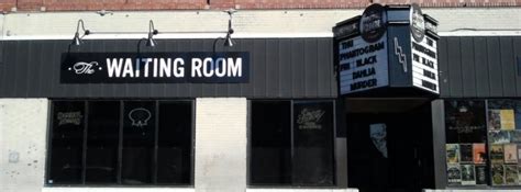 The Waiting Room Lounge - Bar - Downtown Omaha - Omaha