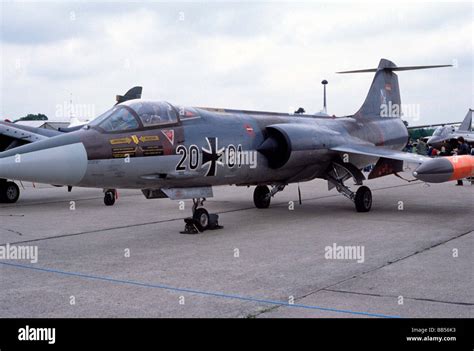 Lockheed F-104G Starfighter Luftwaffe jet Stock Photo - Alamy