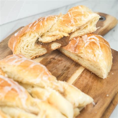 Butter Braid Pastries and Almond Glaze Recipe - A Mom's Take