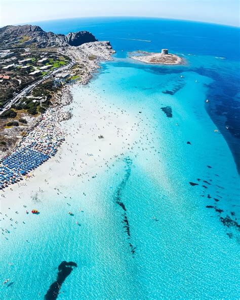 Spiaggia la Pelosa, Stintino - Sardinia, Italy 🇮🇹 | Places to travel, Beautiful places to visit ...