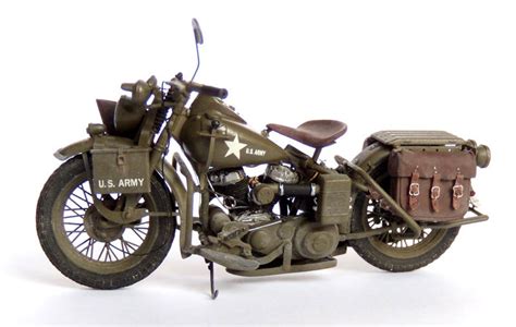 Motorcycle model Harley-Davidson WLA from MiniArt kit | Model Kits ...