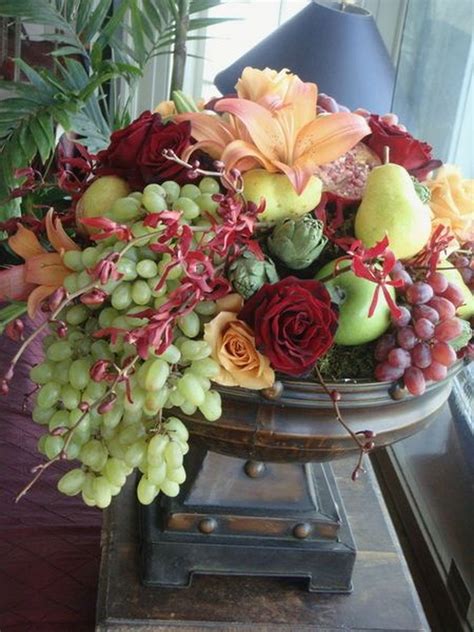 53 Gorgeous Fruit Flower Arrangements Ideas For Table Decorating in ...