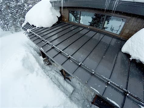 Roof Snow and Ice Melting