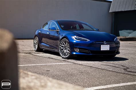 Tesla Model S Blue PUR FL25 Wheel | Wheel Front