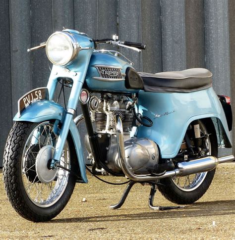 Triumph 350cc Motorcycles | Reviewmotors.co