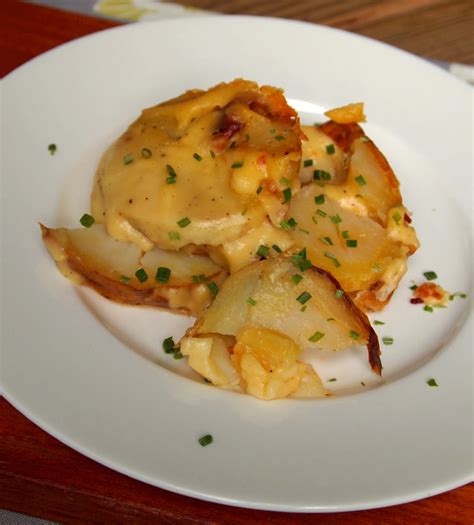 Slow Cooker Scalloped Potatoes with Bacon - Comfortably Domestic