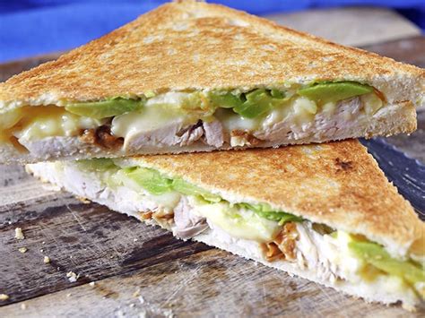 Grilled Chicken and Avocado Sandwich - Cooking Perfected