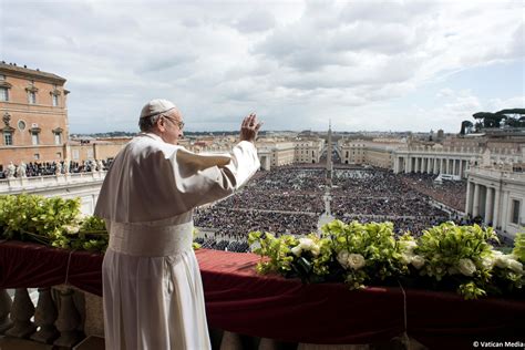 Pope Francis Easter Message Calls for Peace in Syria, Reconciliation in ...