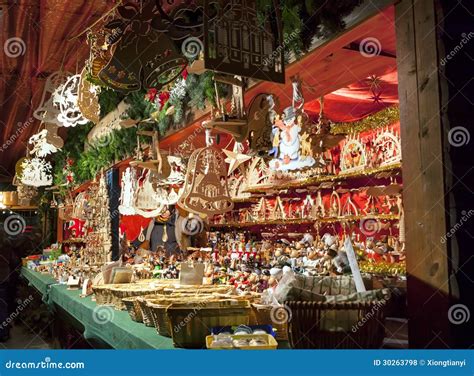 Christmas Market In Dresden Editorial Stock Photo - Image: 30263798