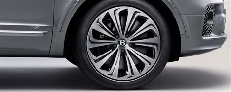 What Bentley Bentayga Tire Size Do I Need? | Bentley Pasadena