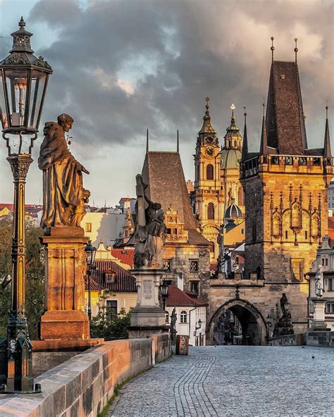 Charles Bridge, Old Town, Prague : r/MostBeautiful