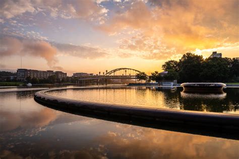 130+ Pittsburgh Skyline Sunrise Stock Photos, Pictures & Royalty-Free Images - iStock