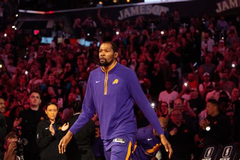 Phoenix Suns Fans Shower Kevin Durant With Thunderous Applause in Home ...