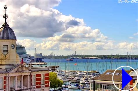 Southampton Port | Shipping Traffic | Live Webcam View | England