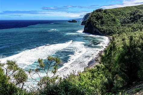 Pololu Valley Lookout - Big Island Hawaii - 2020 Photograph by Monica Zaborac - Fine Art America