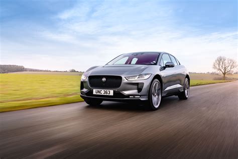 These Are Our Favorite Features Of The Jaguar I-Pace