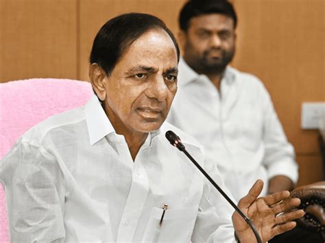 Telangana: CM KCR waives CST on rice exports