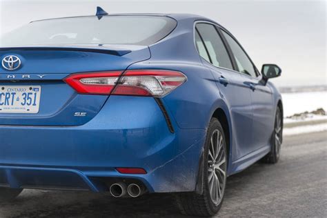 2018 Toyota Camry SE Review: Sporty Looks, Mixed Performance