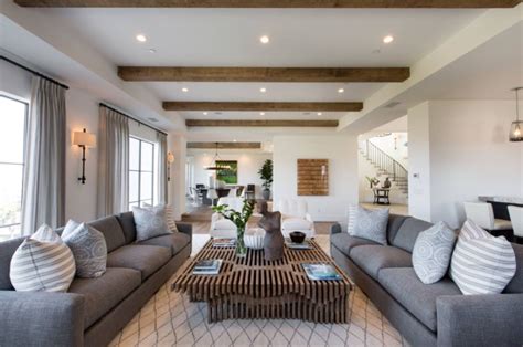 How to Incorporate Ceiling Beams into your Style