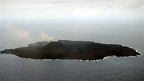 Japon: L'île volcanique surgie de la mer révèle un «laboratoire naturel» du vivant