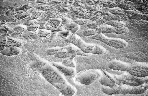 Footprints in snow 2857980 Stock Photo at Vecteezy