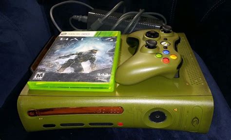 Microsoft Xbox 360 Halo 3 Special Edition 20GB complete with Halo4 ...