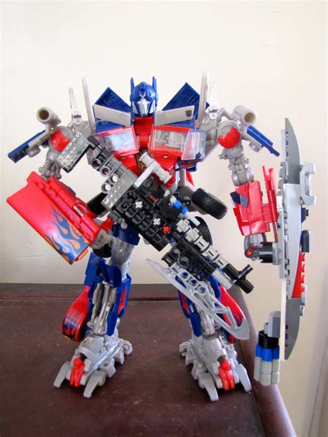 Optimus Prime: Gun and Shield by Saberrex on DeviantArt