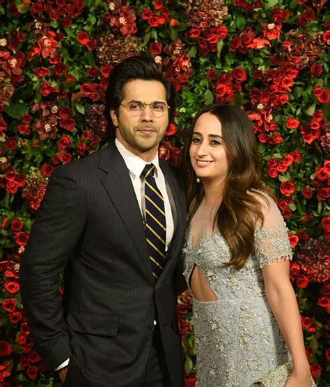 Varun Dhawan Wedding Images / Varun Dhawan follows the classic flannel ...