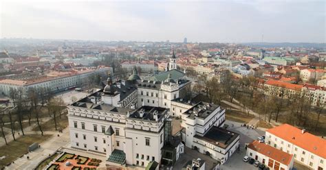 VISITING TOP 5 MUSEUMS IN VILNIUS - Map of stories