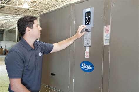 How do Process Chillers work? - Drake Refrigeration, Inc.