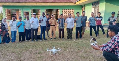 Teknologi Drone di Desa Sindangkasih: Inovasi Pertanian Universitas Halu Oleo dan Muni ...