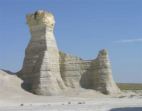 Monument Rocks, the Chalk Pyramids - Kansas