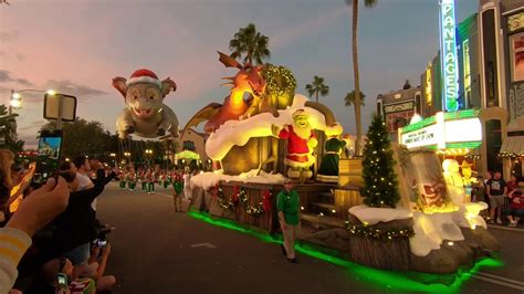 Universal Florida Christmas 2024 - Ashla Camella