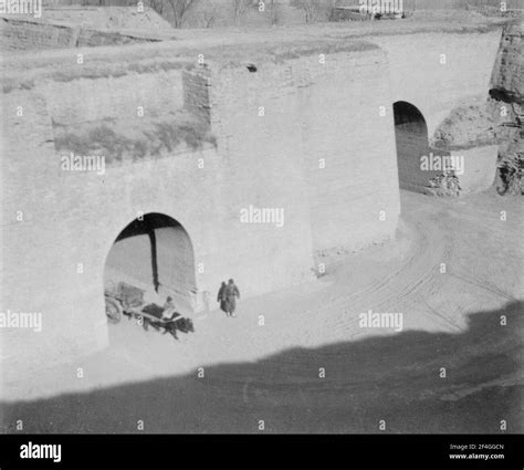 Gate in wall, China, Beijing (China), ??, ??, 1919 Stock Photo - Alamy