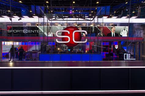 ESPN debuts futuristic ‘SportsCenter’ set and revamped ticker | For The Win