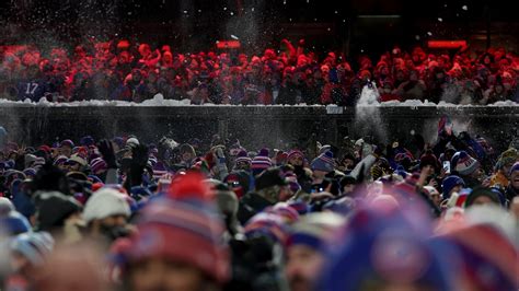 Should Buffalo Bills Be Flagged When Fans Throw Snowballs?