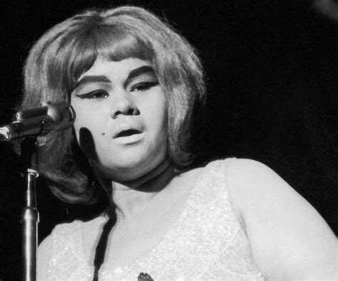 Etta James Biography - Childhood, Life Achievements & Timeline