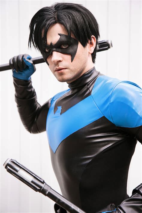 [Cosplay] Nightwing by GraysonFin : r/DCcomics