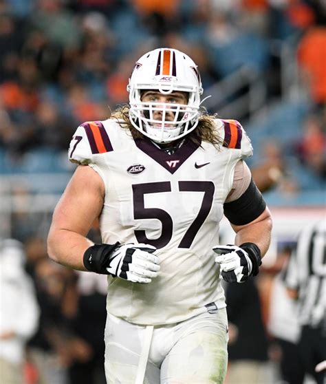 Liberty grad Wyatt Teller makes all-ACC football first team as Virginia ...